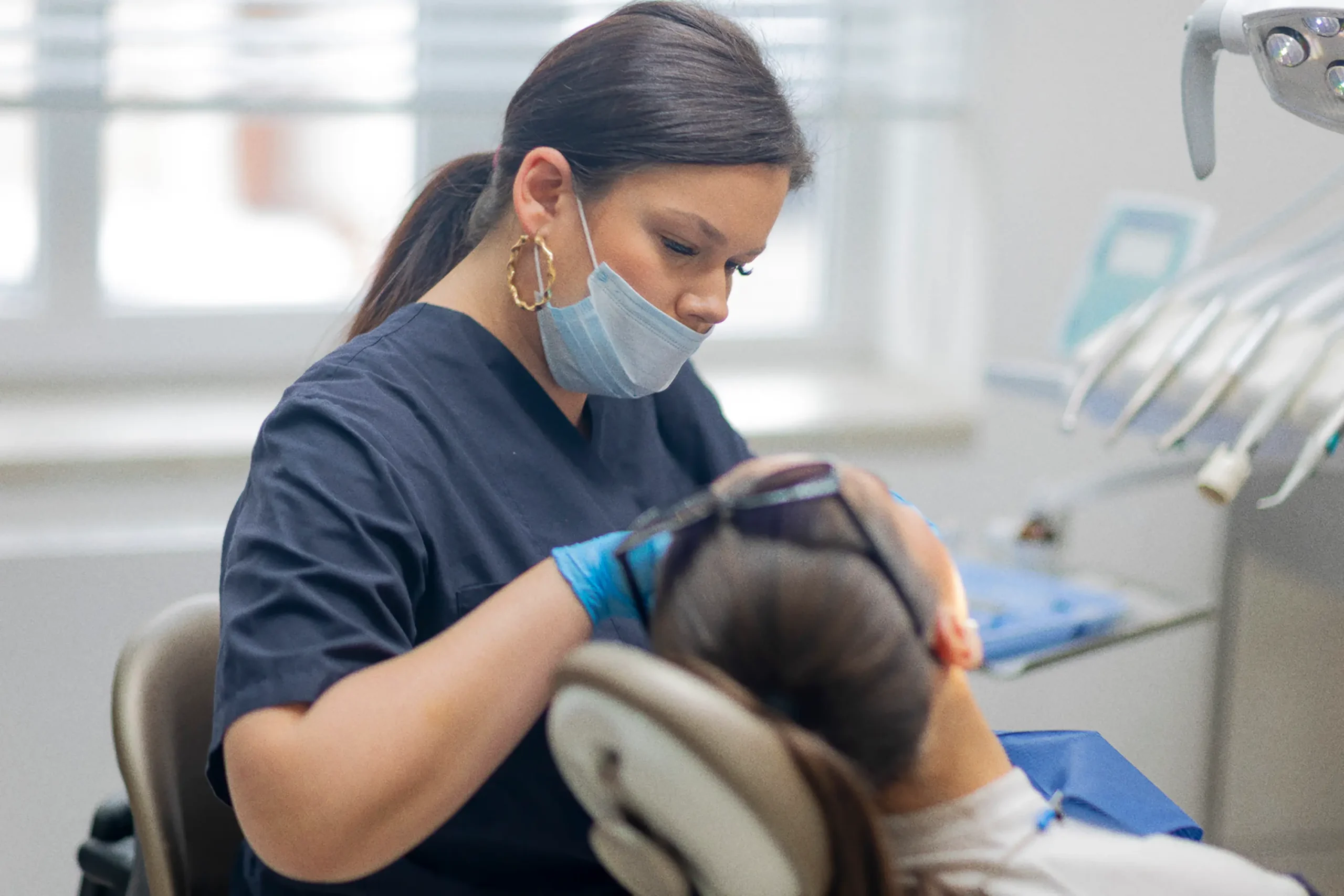 1346_Denticon_Akcie_Vstupná prehliadka 09-2026-01_04