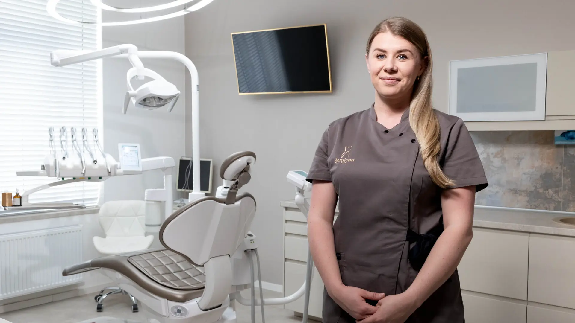 Denticon-Team--04
