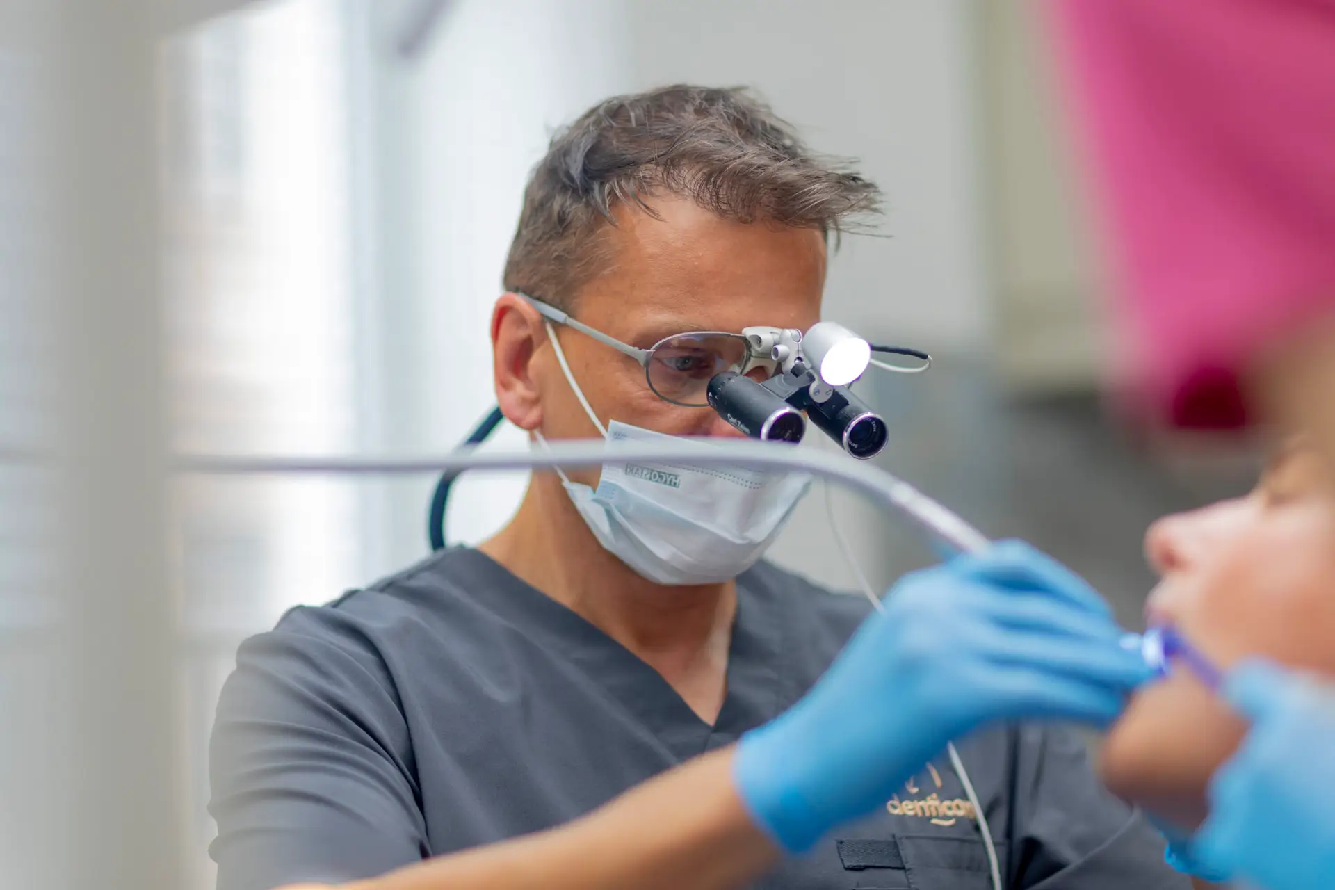 Denticon-Team6-portret-web-6E8A2043