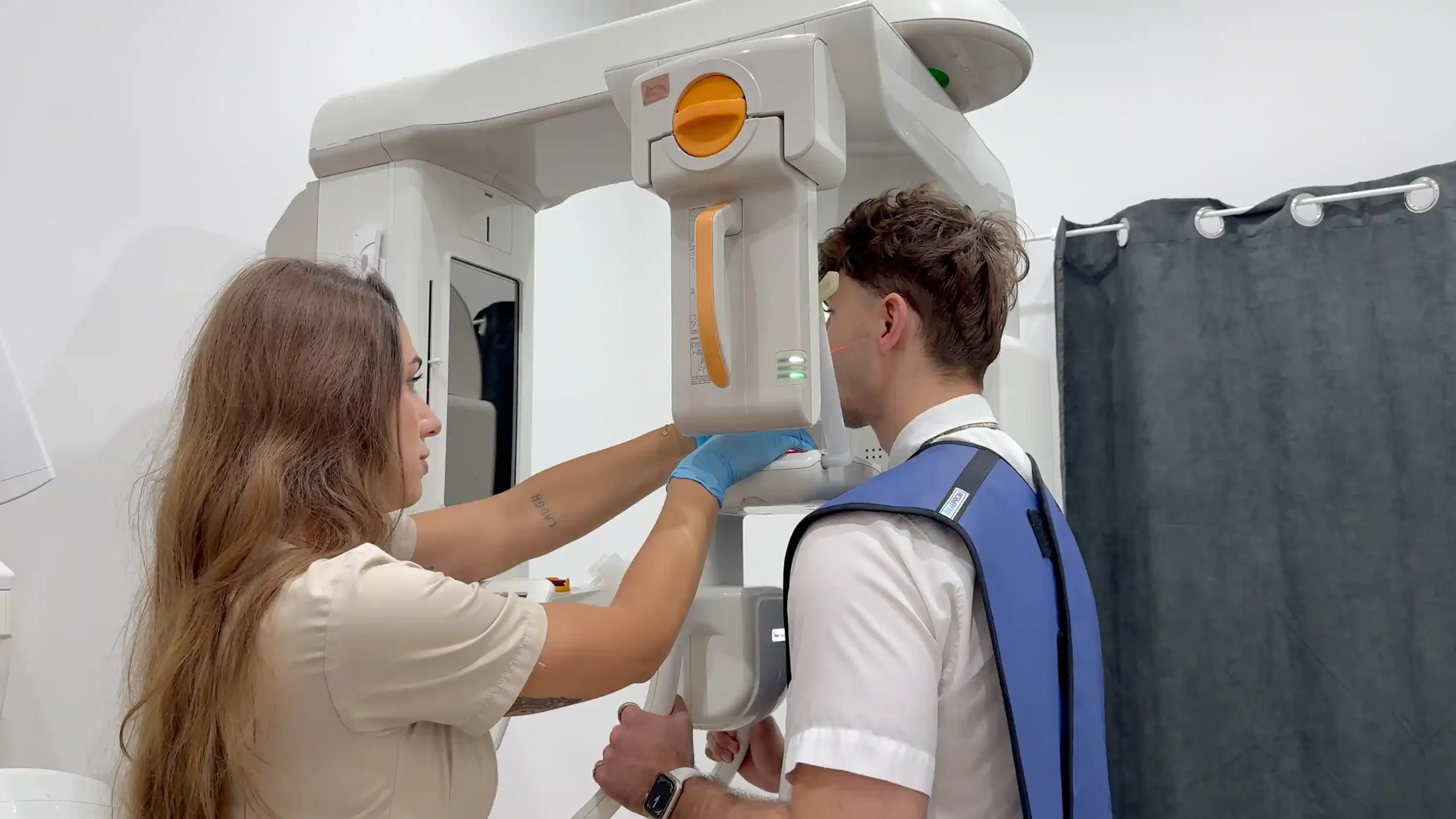 11-2025- Implantát - FAQ - HD 3 small